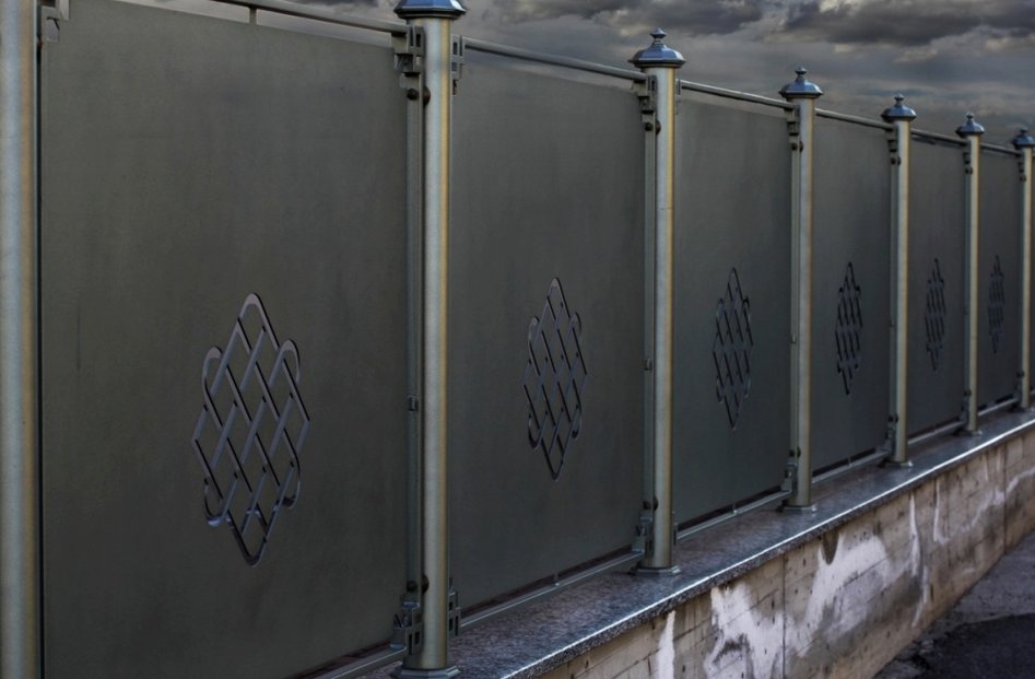 Recinzioni in pvc per giardini design per la casa moderna ... Recinzioni giardini privati