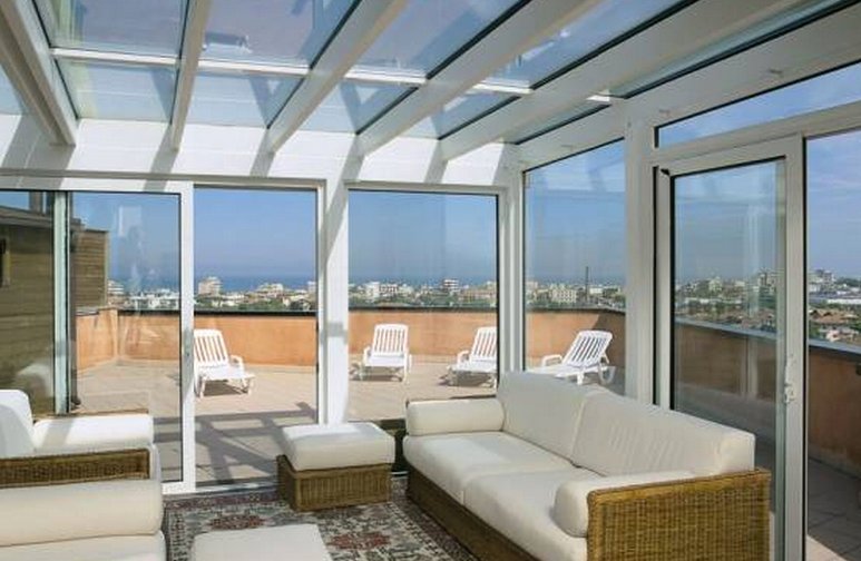 Verande a roma su misura in vetro, alluminio, pvc magifer Universit�� di architettura roma